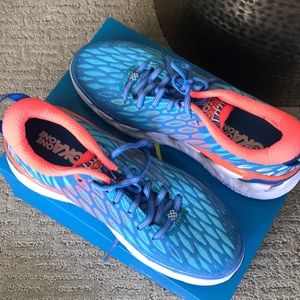 Hoka Vanquish 2 shoes